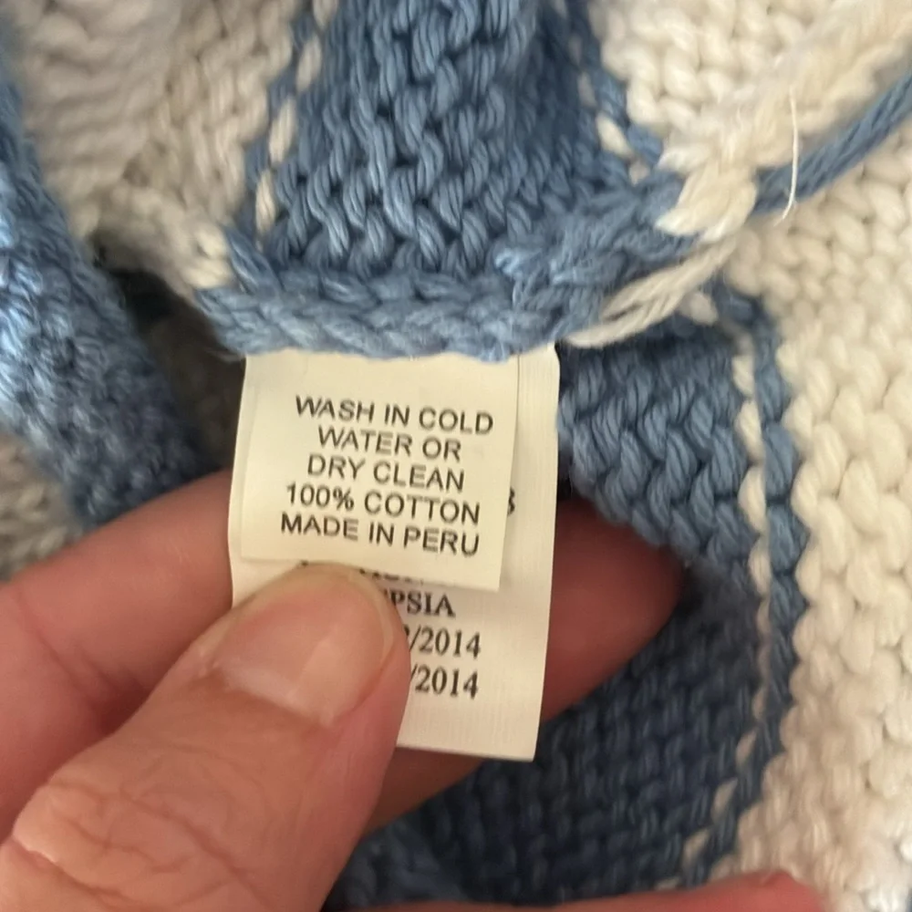 Knit sweater with crab - Picture 4 of 7